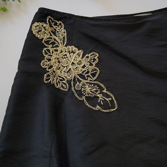 NEW Metro7 Black Embroidered Bubble Skirt - Picture 2 of 7